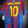 BARCELONA RONALDINHO 2005-2006 ORIGINAL JERSEY Size M