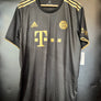 BAYERN MUNICH DAVIES 2021-2022 ORIGINAL JERSEY Size XL