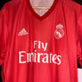 REAL MADRID BENZEMA 2018-2019 ORIGINAL JERSEY Size XL