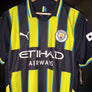 MANCHESTER CITY HAALAND 2024-2025 ORIGINAL JERSEY Size M
