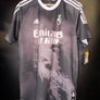 REAL MADRID HUMAN RACE 2020-2021 ORIGINAL JERSEY Size L