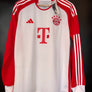 BAYERN MUNICH KANE 2024-2025 ORIGINAL JERSEY Size L