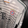 BAYERN MUNICH NEUER 2018-2019 ORIGINAL JERSEY Size M
