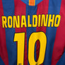 BARCELONA RONALDINHO 2005-2006 ORIGINAL JERSEY Size M