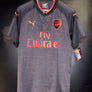ARSENAL OZIL 2017-2018 ORIGINAL JERSEY Size L