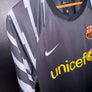 BARCELONA VALDES 2010-2011 ORIGINAL GOALKEEPER JERSEY Size M