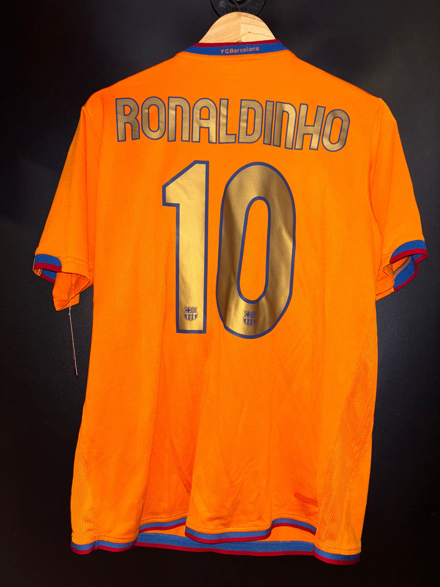 BARCELONA RONALDINHO 2006-2007 ORIGINAL JERSEY Size M