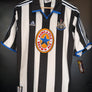 NEWCASTLE UNITED SHEARER 1999-2000 ORIGINAL JERSEY Size L