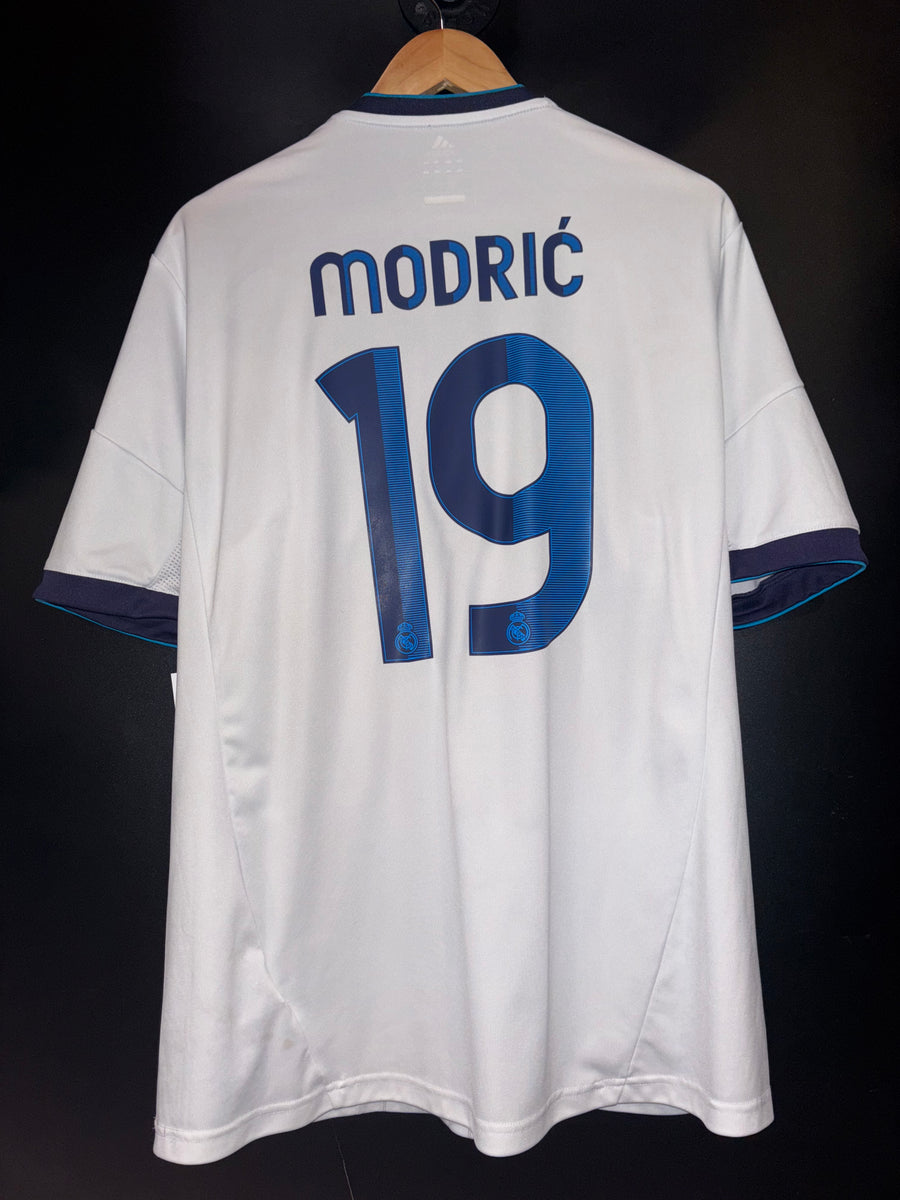REAL MADRID MODRIC 2012-2013 ORIGINAL JERSEY Size XL