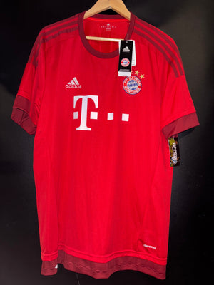 BAYERN MUNICH ROBBEN 2015-2016 ORIGINAL JERSEY Size XL