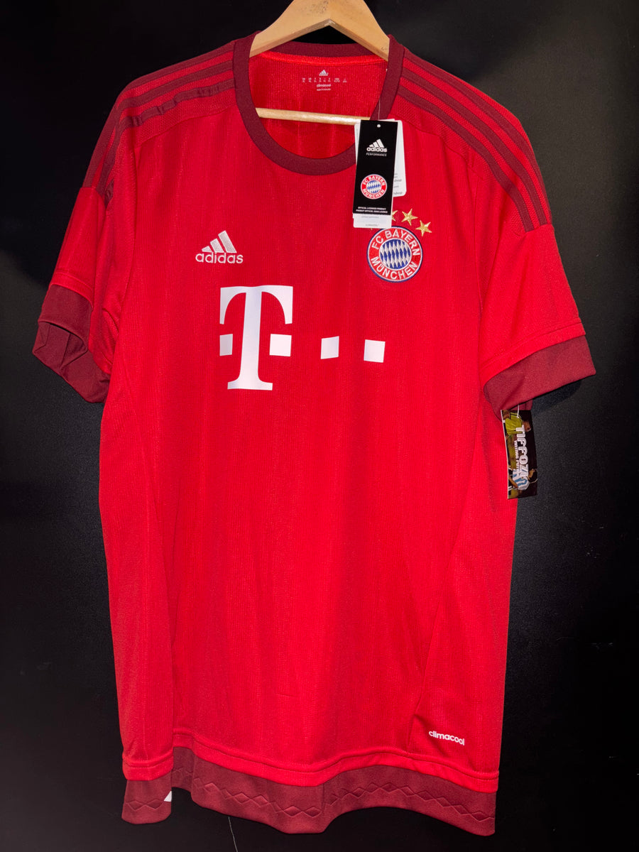 BAYERN MUNICH ROBBEN 2015-2016 ORIGINAL JERSEY Size XL