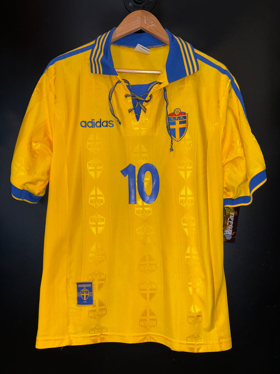 SWEDEN LARSSON 2000-2001 ORIGINAL JERSEY SIZE L