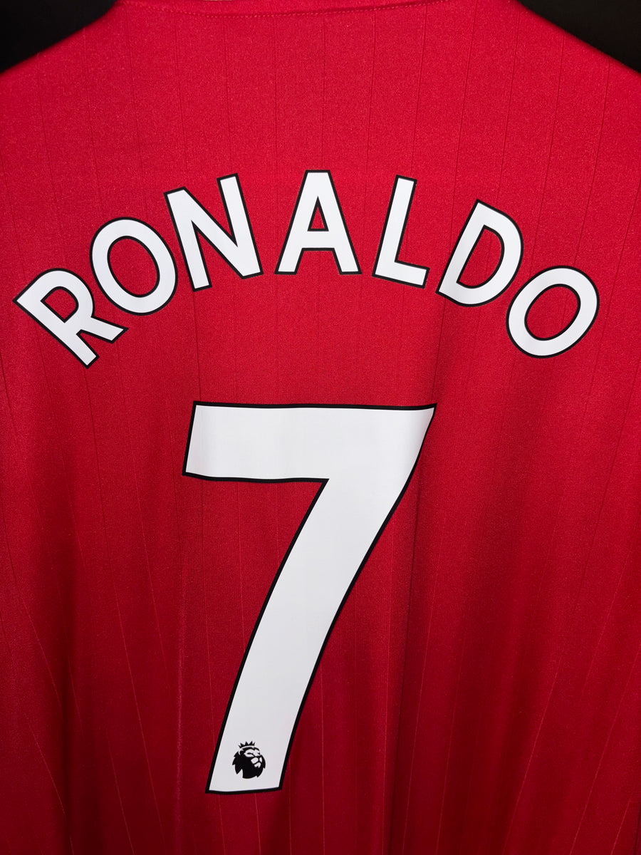 MANCHESTER UNITED RONALDO 2022-2023 ORIGINAL JERSEY Size L