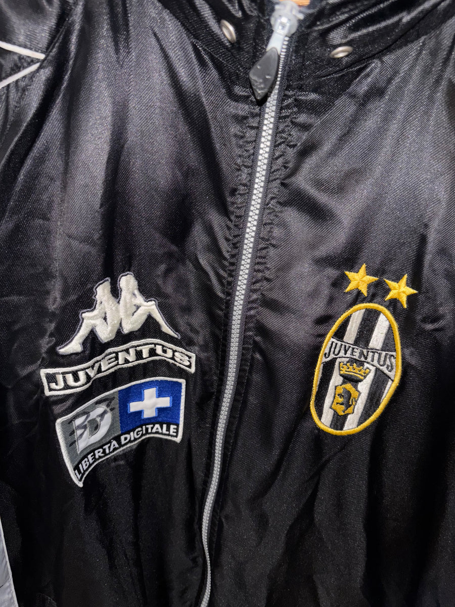 JUVENTUS 1998-1999 ORIGINAL JACKET Size XL