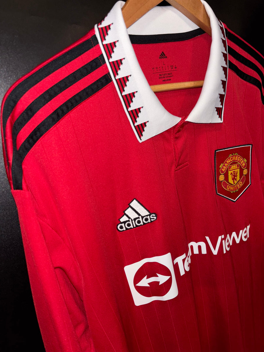 MANCHESTER UNITED RONALDO 2022-2023 ORIGINAL JERSEY Size L