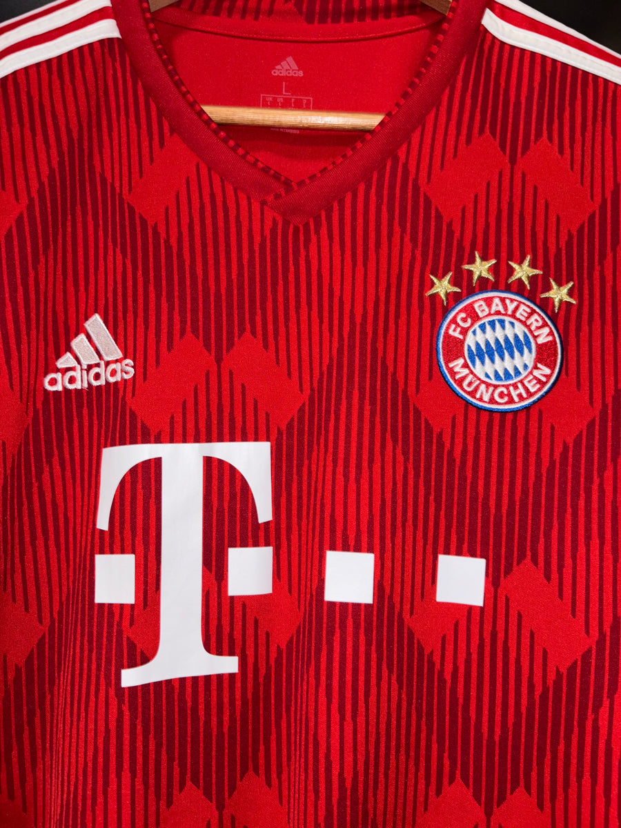 BAYERN MUNICH LEWANDOWSKI 2018-2019 ORIGINAL JERSEY Size L