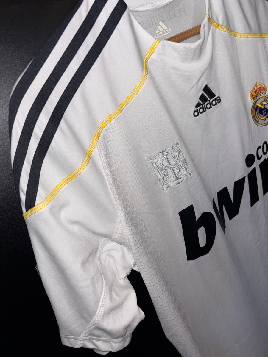 REAL MADRID RONALDO 2009-2010 ORIGINAL JERSEY Size M