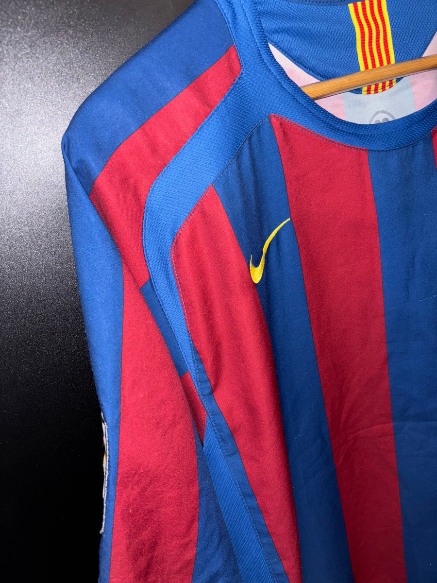 BARCELONA RONALDINHO 2005-2006 ORIGINAL JERSEY Size M