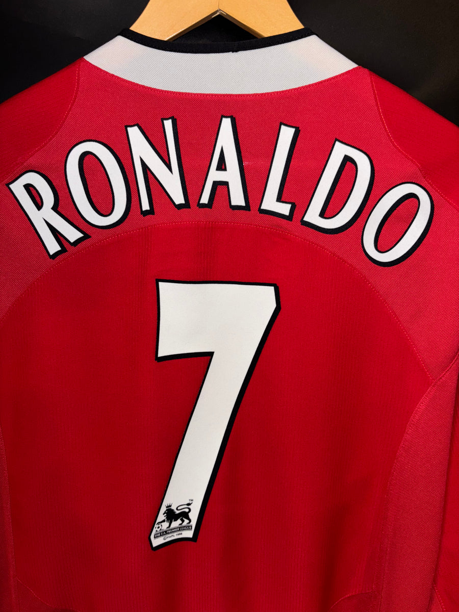 MANCHESTER UNITED RONALDO 2004-2005 ORIGINAL JERSEY Size L