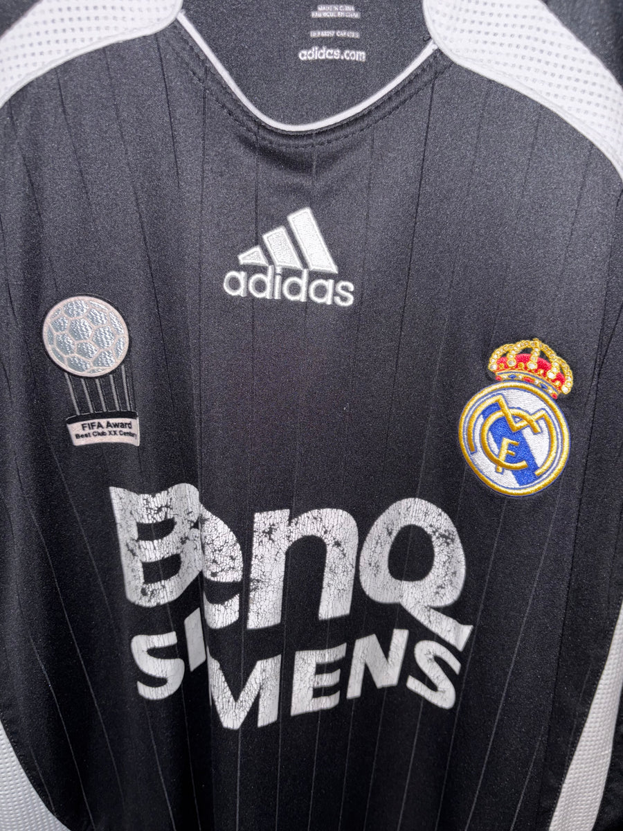 REAL MADRID RONALDO 2006-2007 ORIGINAL JERSEY Size L