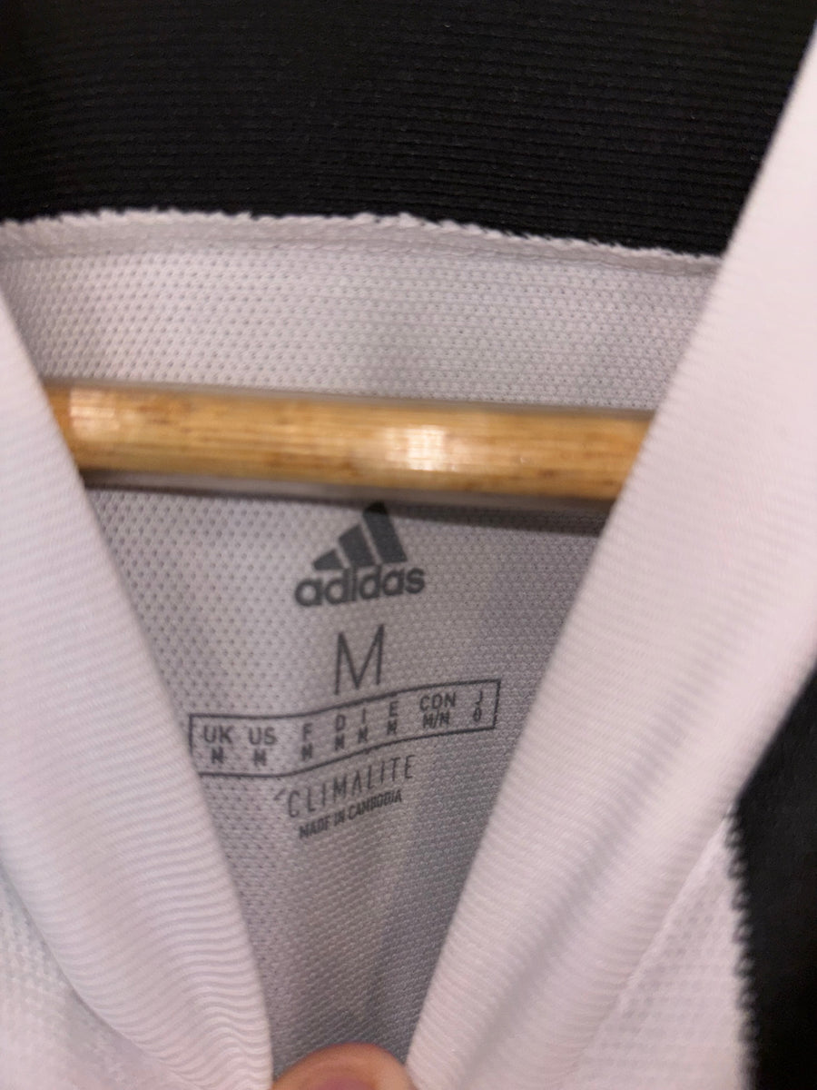 JUVENTUS RONALDO 2018-2019 ORIGINAL JERSEY Size M