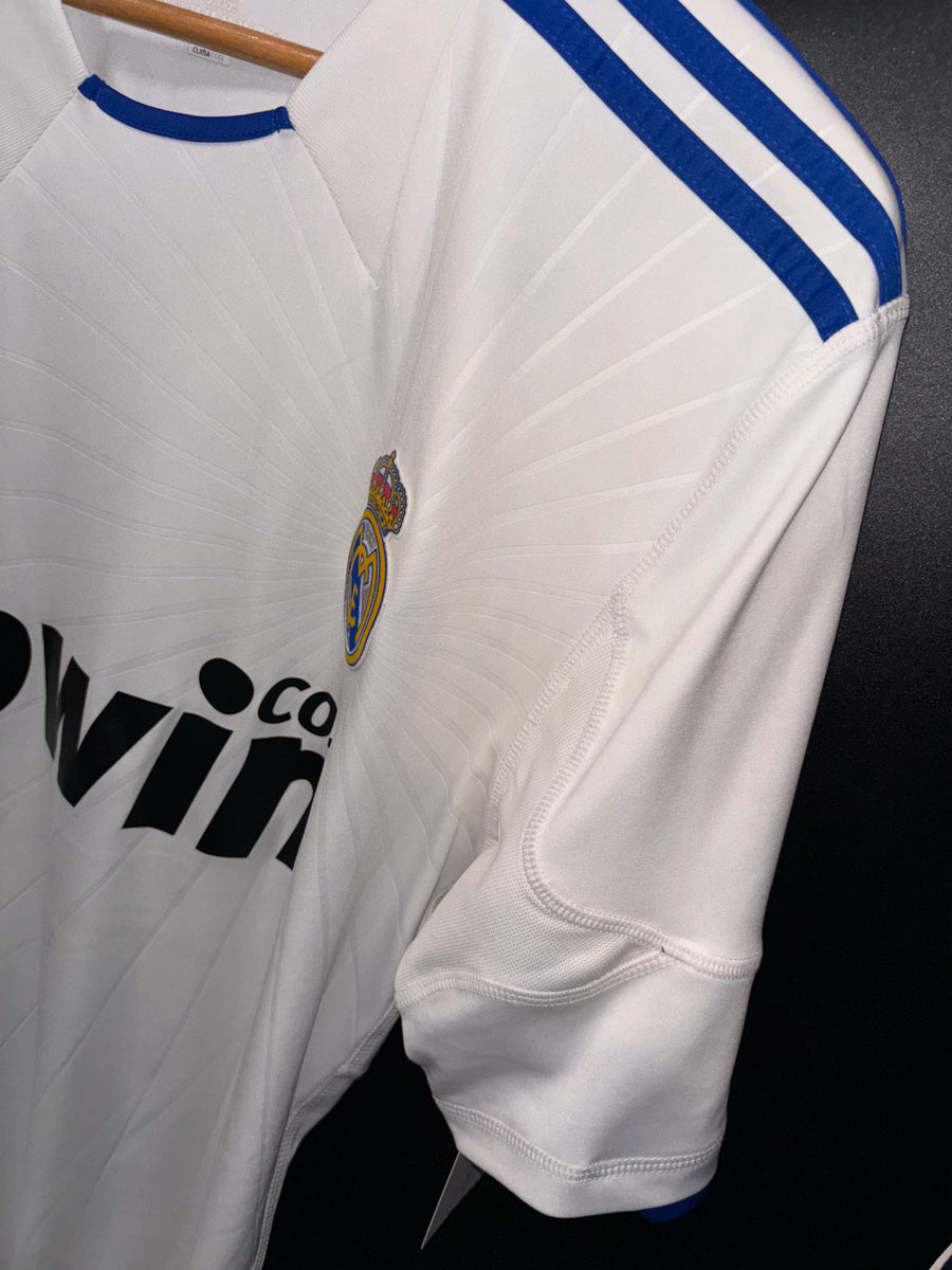 REAL MADRID RONALDO 2010-2011 ORIGINAL JERSEY Size L