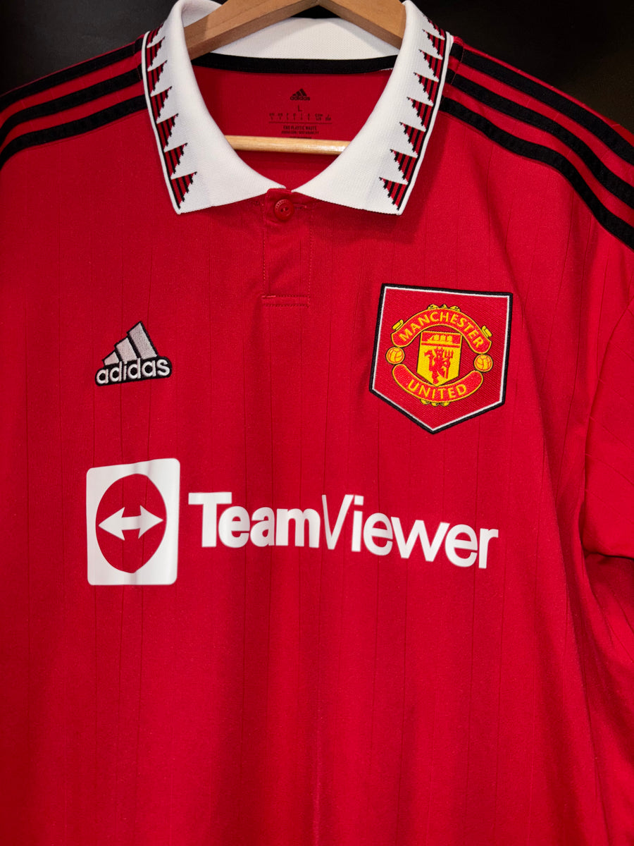 MANCHESTER UNITED RONALDO 2022-2023 ORIGINAL JERSEY Size L