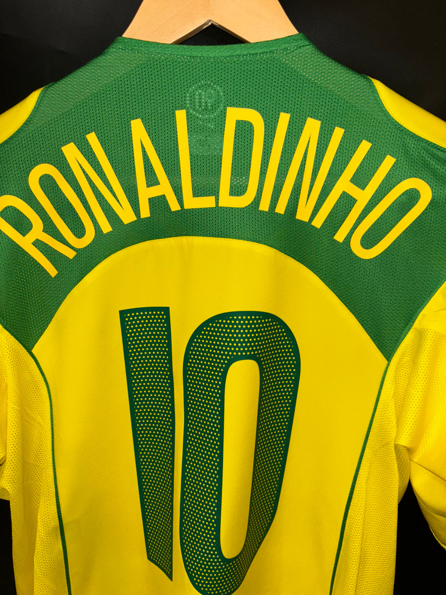 BRAZIL RONALDINHO 2004-2005 ORIGINAL JERSEY SIZE M