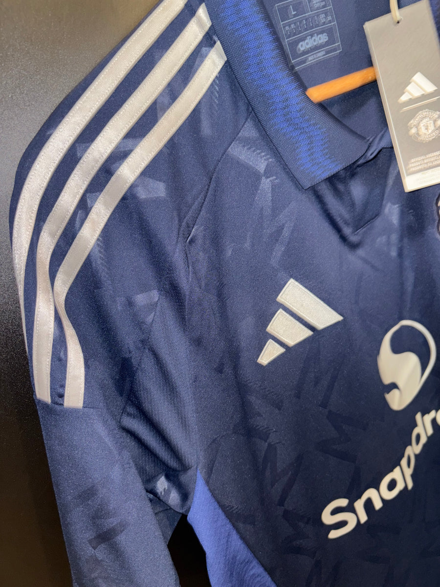MANCHESTER UNITED FERNANDES 2024-2025 ORIGINAL JERSEY Size L