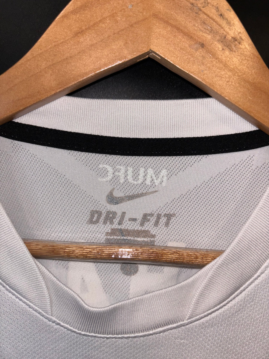 MANCHESTER UNITED CHICHARITO 2010-2011 ORIGINAL JERSEY Size L