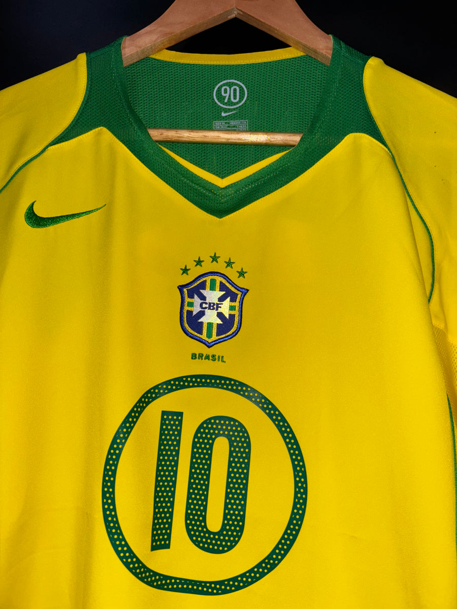 BRAZIL RONALDINHO 2004-2005 ORIGINAL JERSEY SIZE M