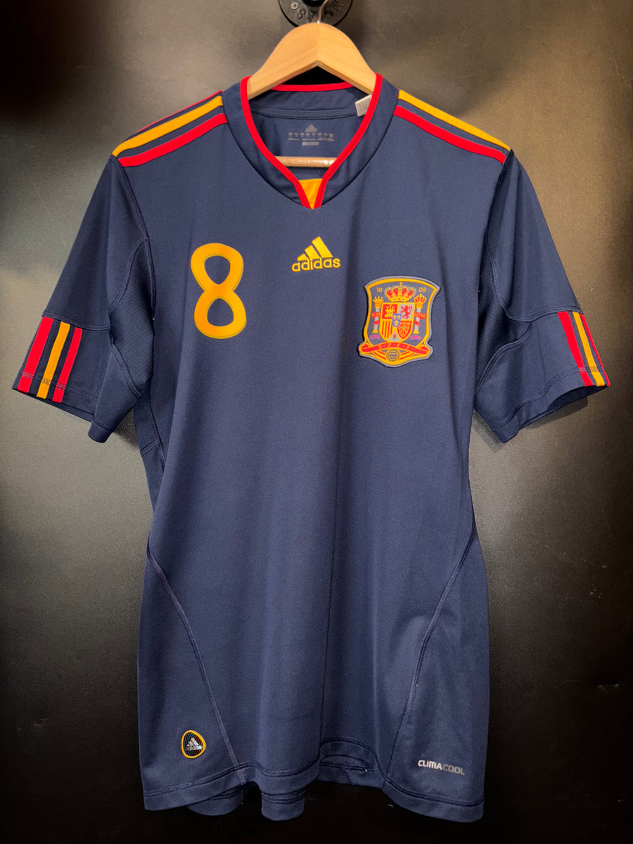 SPAIN XAVI 2010-2011 ORIGINAL AWAY JERSEY Size M