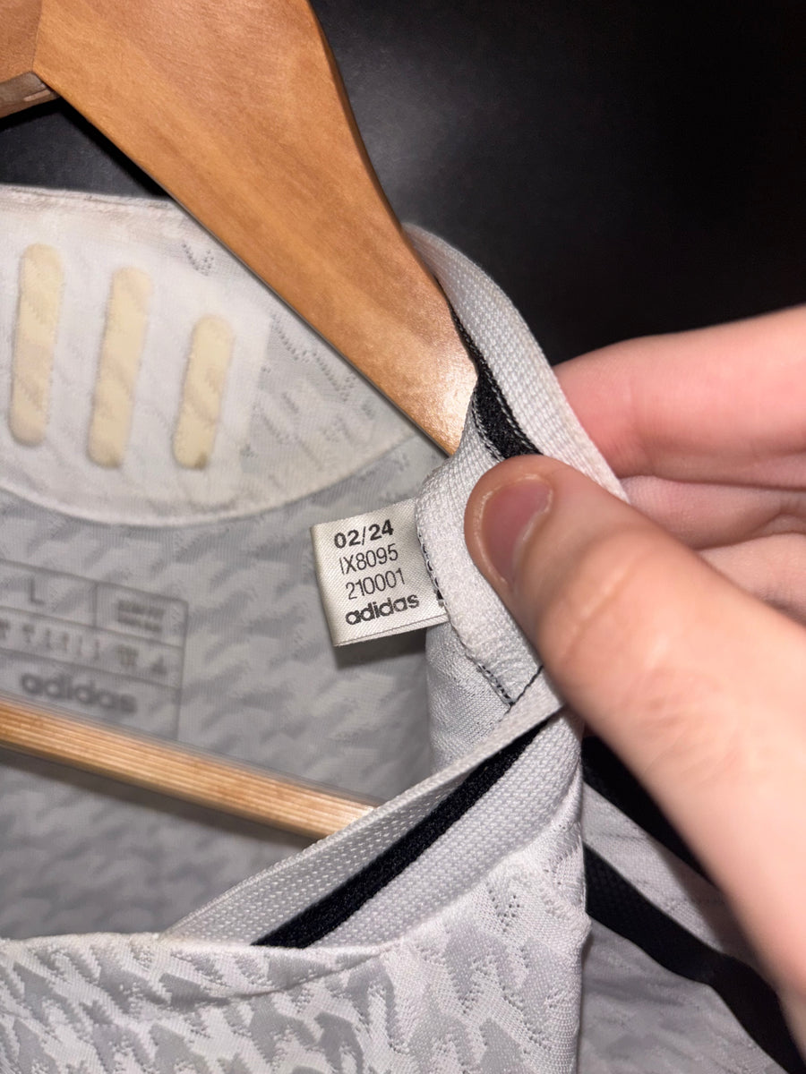 REAL MADRID MBAPPE 2024-2025 ORIGINAL JERSEY Size L