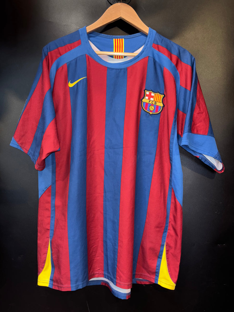 BARCELONA RONALDINHO 2005-2006 ORIGINAL JERSEY Size M