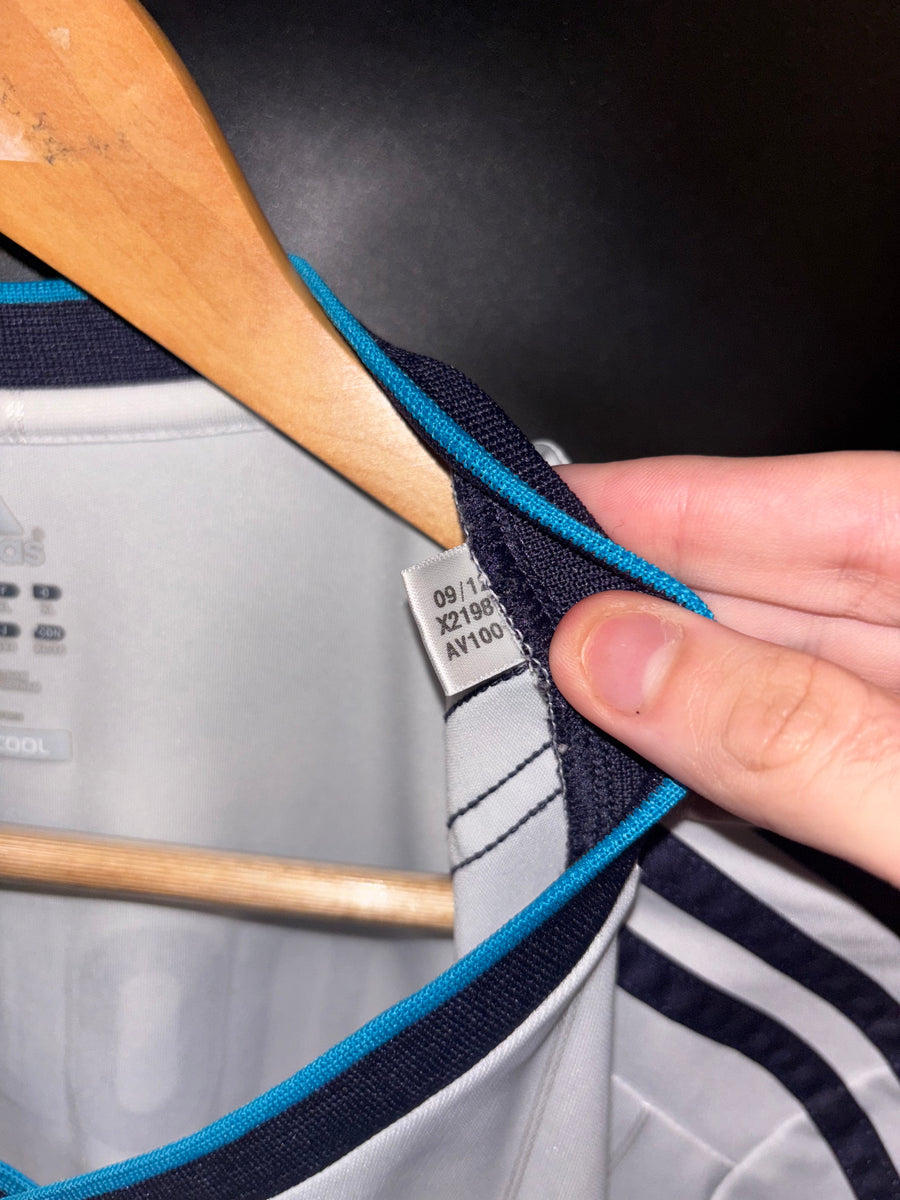 REAL MADRID MODRIC 2012-2013 ORIGINAL JERSEY Size XL