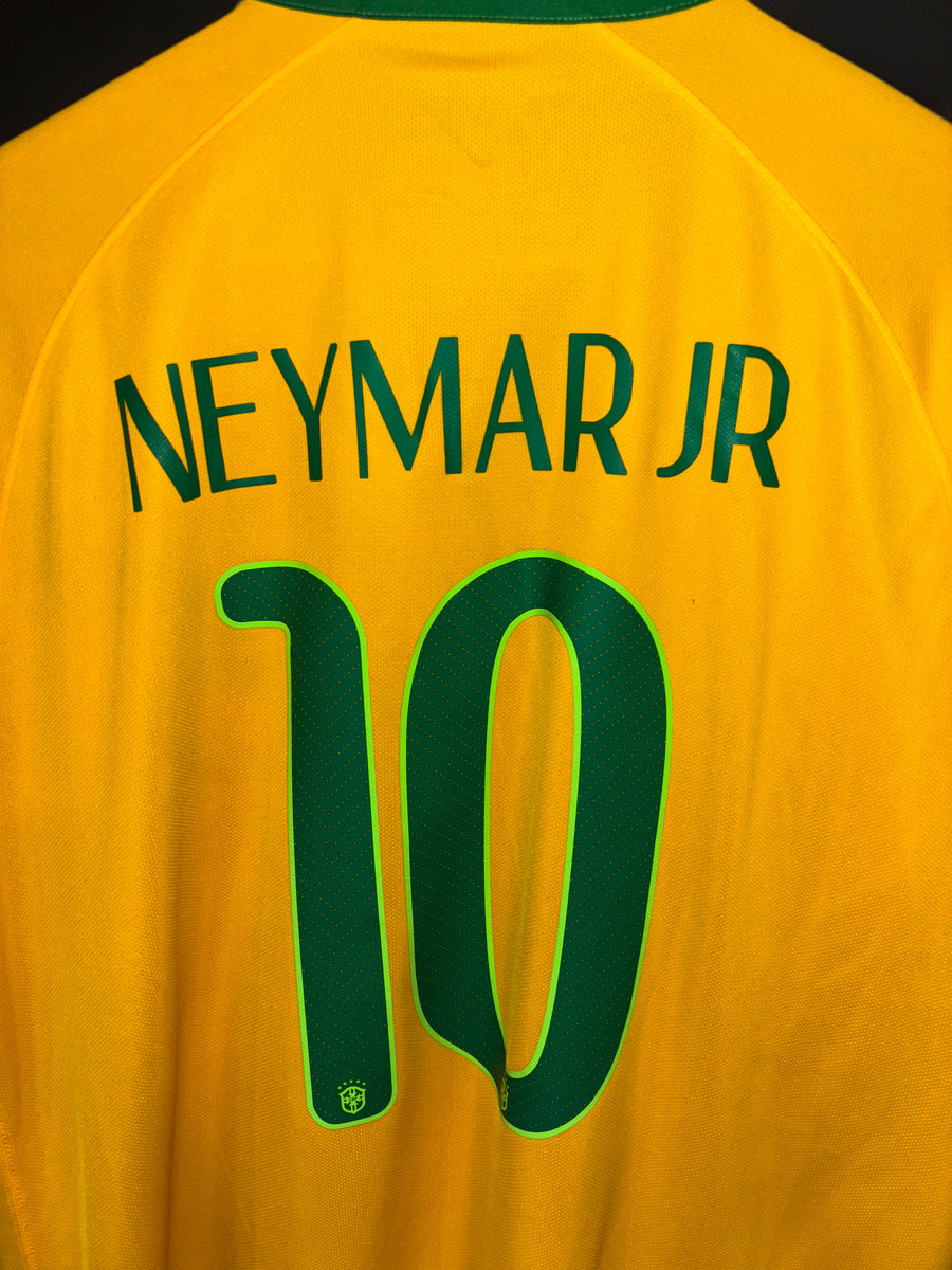 BRAZIL NEYMAR JR 2014-2015 ORIGINAL JERSEY SIZE L