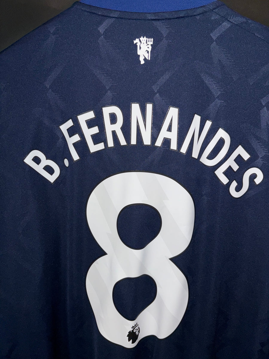MANCHESTER UNITED FERNANDES 2024-2025 ORIGINAL JERSEY Size 2XL