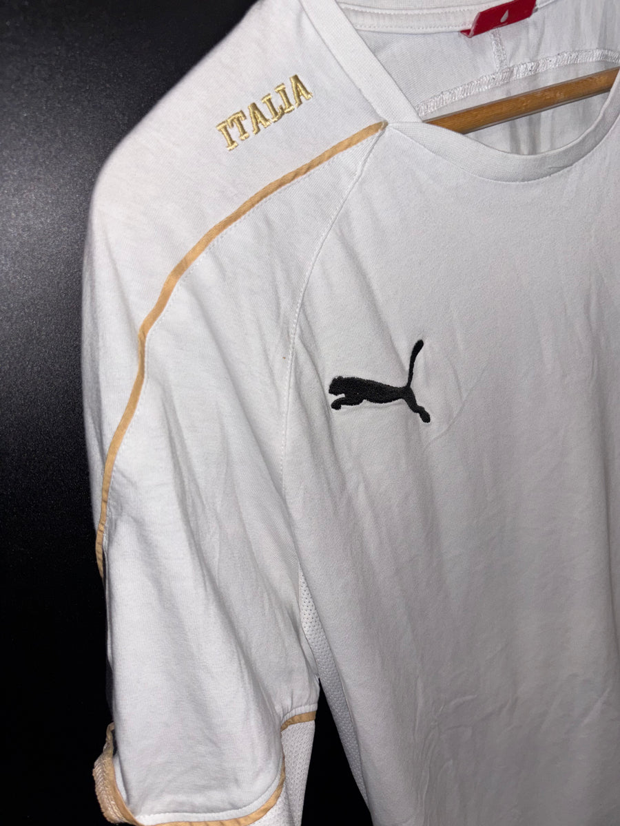 ITALY 2010-2011 ORIGINAL T SHIRT Size M