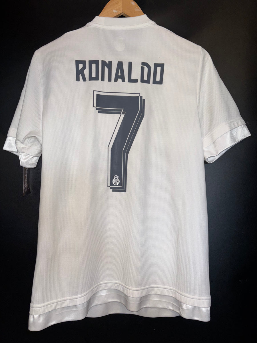 REAL MADRID RONALDO 2015-2016 ORIGINAL JERSEY SIZE M