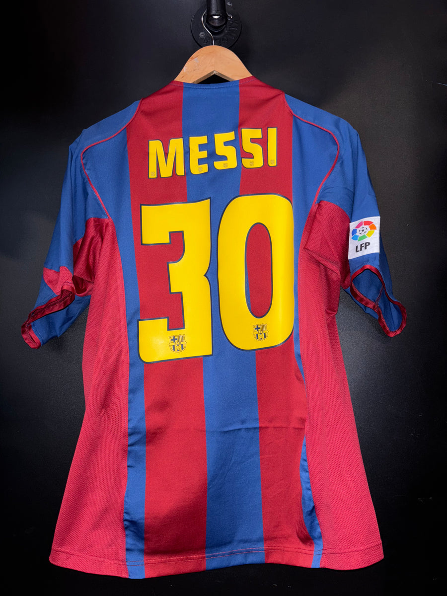 BARCELONA MESSI 2004-2005 ORIGINAL JERSEY Size M
