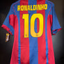 BARCELONA RONALDINHO 2004-2005 ORIGINAL JERSEY Size M