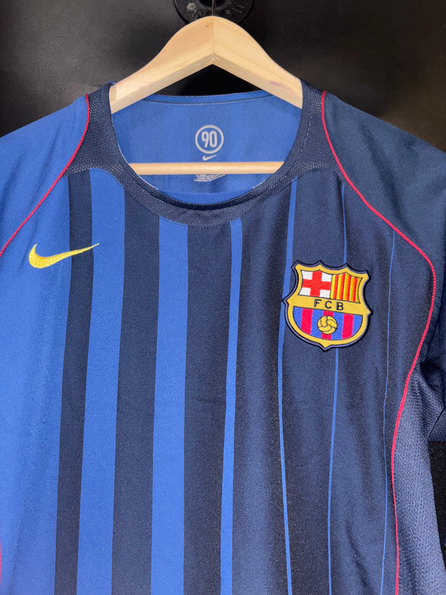 BARCELONA RONALDINHO 2004-2005 ORIGINAL JERSEY Size L