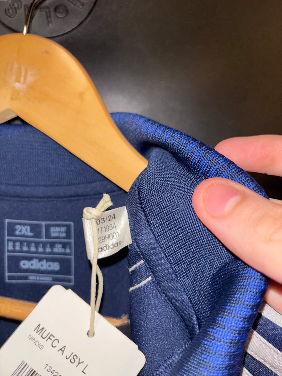 MANCHESTER UNITED FERNANDES 2024-2025 ORIGINAL JERSEY Size 2XL