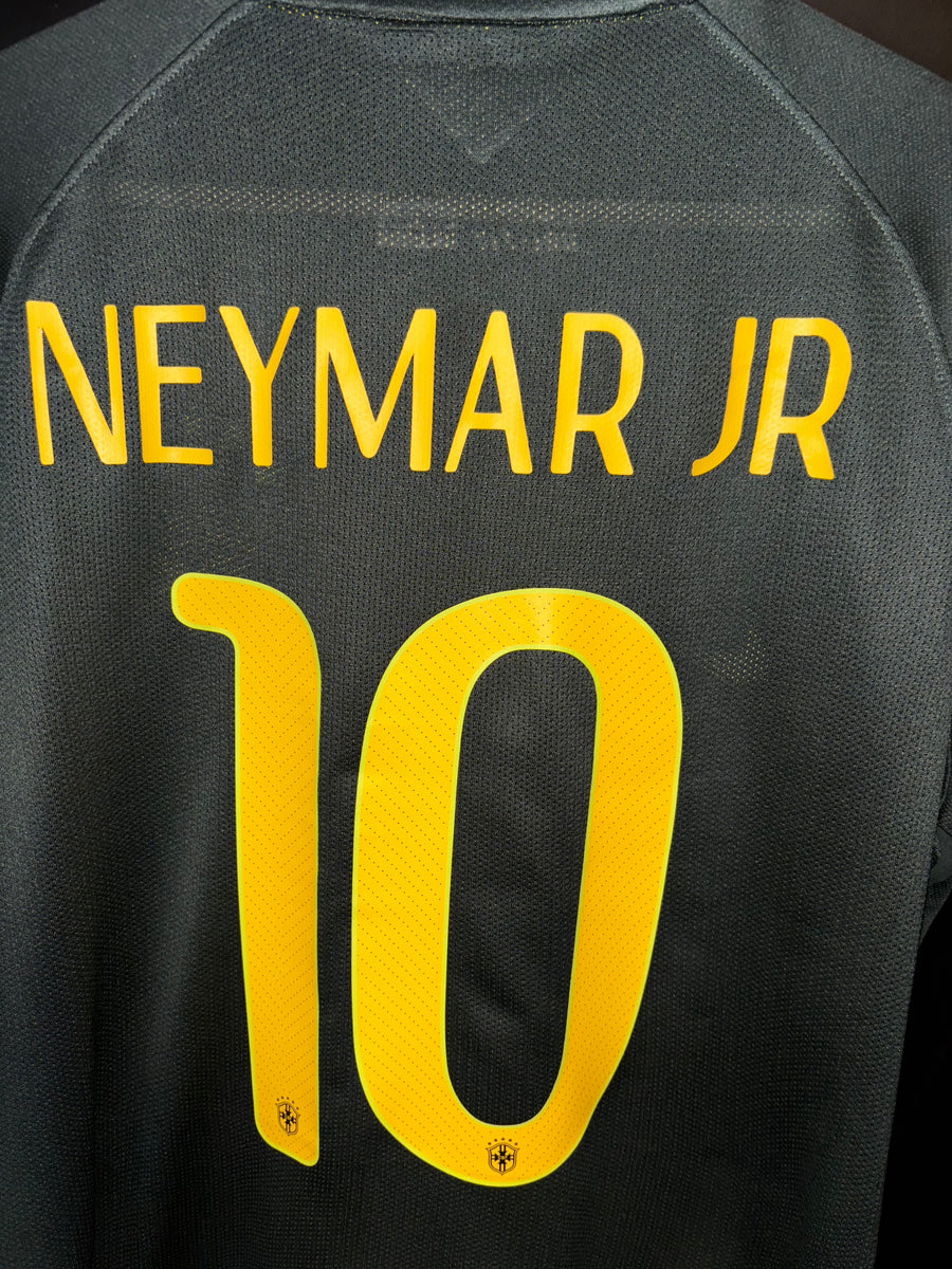 BRAZIL NEYMAR JR 2014-2015 ORIGINAL PLAYER JERSEY SIZE M