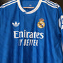 REAL MADRID VINI JR 2025-2026 ORIGINAL JERSEY Size XL