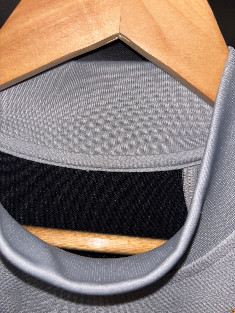 JUVENTUS 2004-2005 ORIGINAL GOALKEEPER  JERSEY Size M