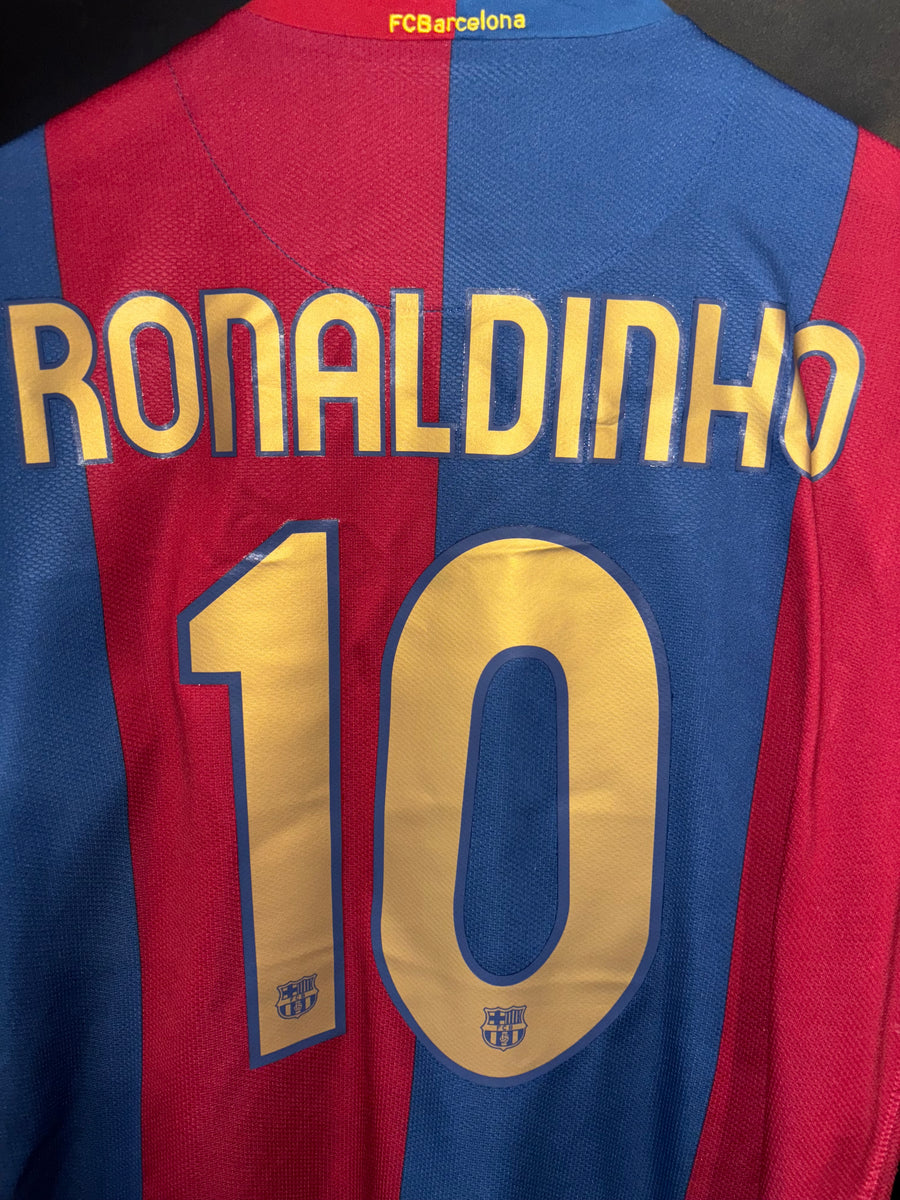BARCELONA RONALDINHO 2006-2007 ORIGINAL JERSEY Size XL