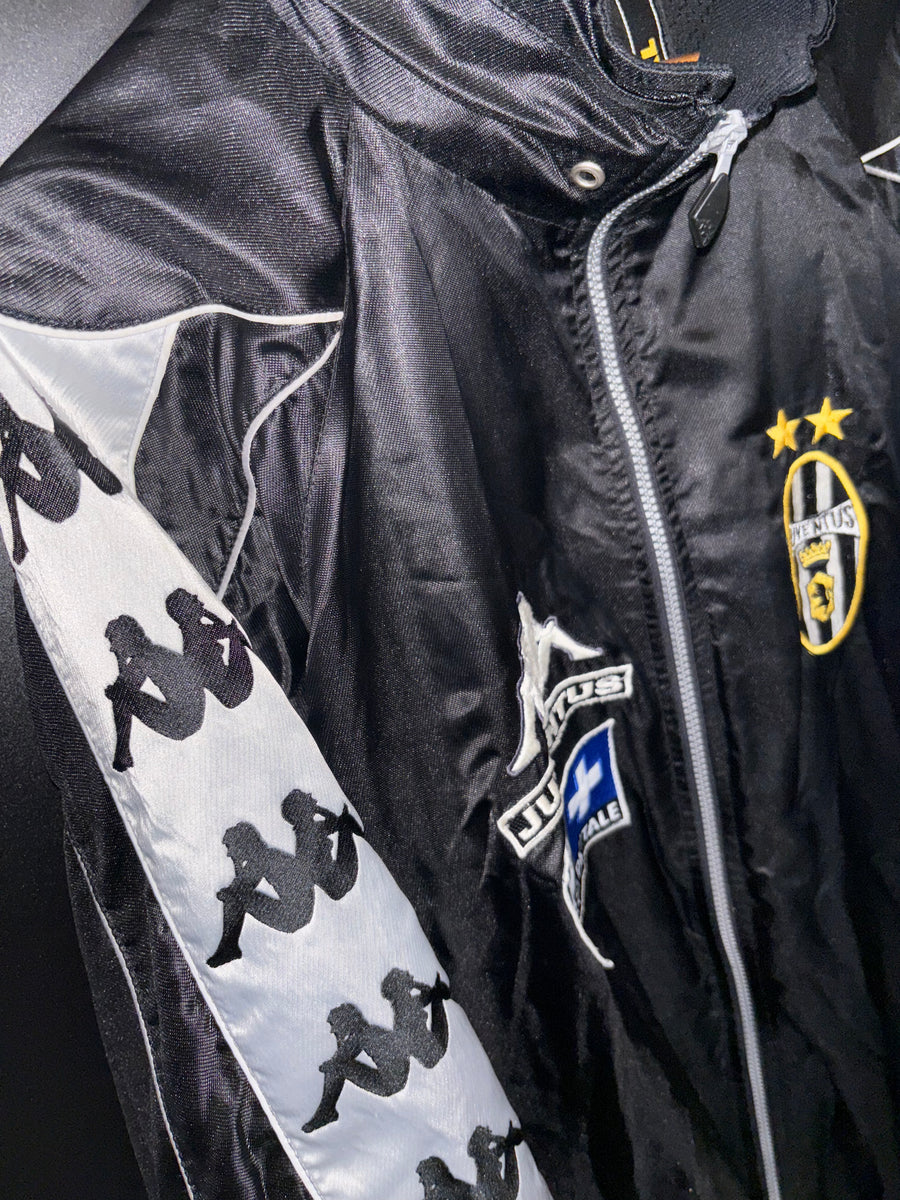 JUVENTUS 1998-1999 ORIGINAL JACKET Size XL