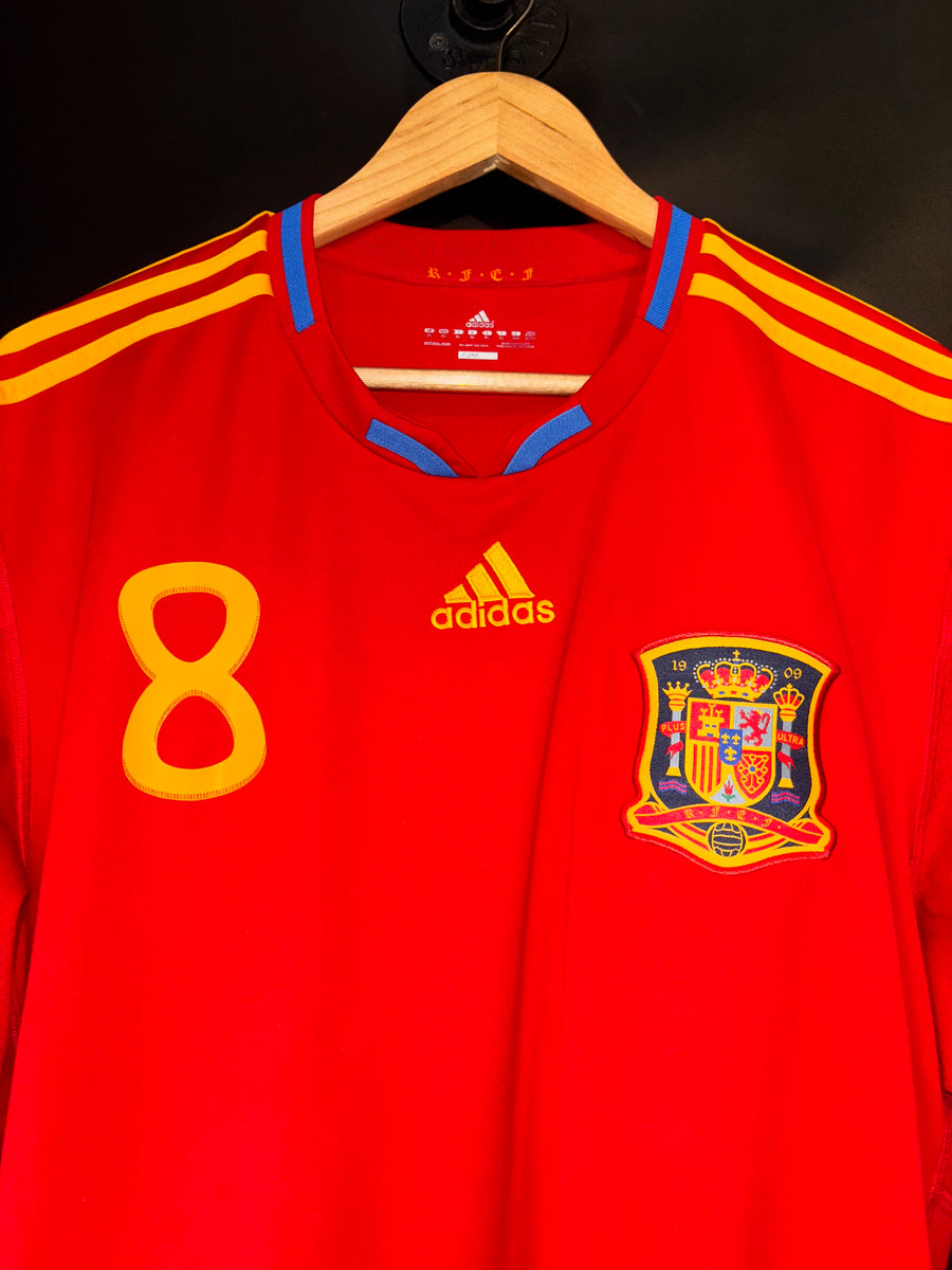 SPAIN XAVI 2010-2011 ORIGINAL JERSEY Size XL