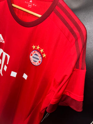 BAYERN MUNICH ROBBEN 2015-2016 ORIGINAL JERSEY Size XL